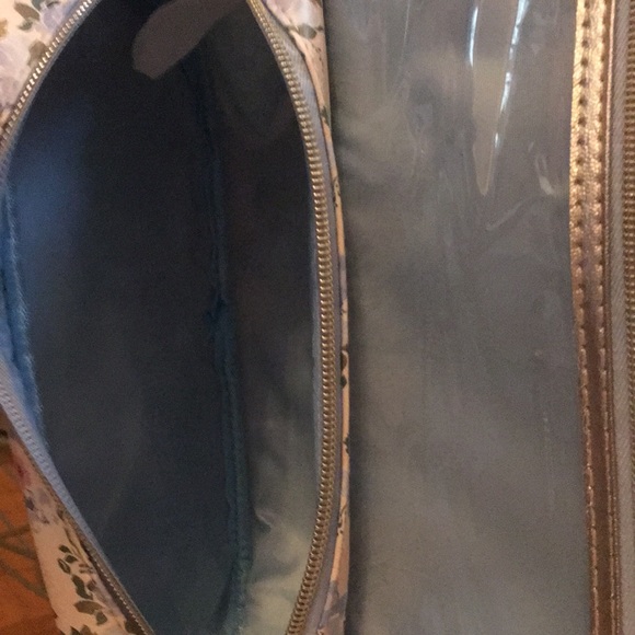 Floral & Silver Makeup Case - Picture 4 of 7